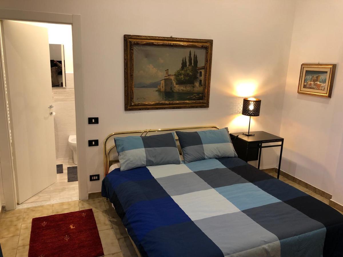 キアーヴァリ Lungomare Portoturistico Bed & Breakfast エクステリア 写真